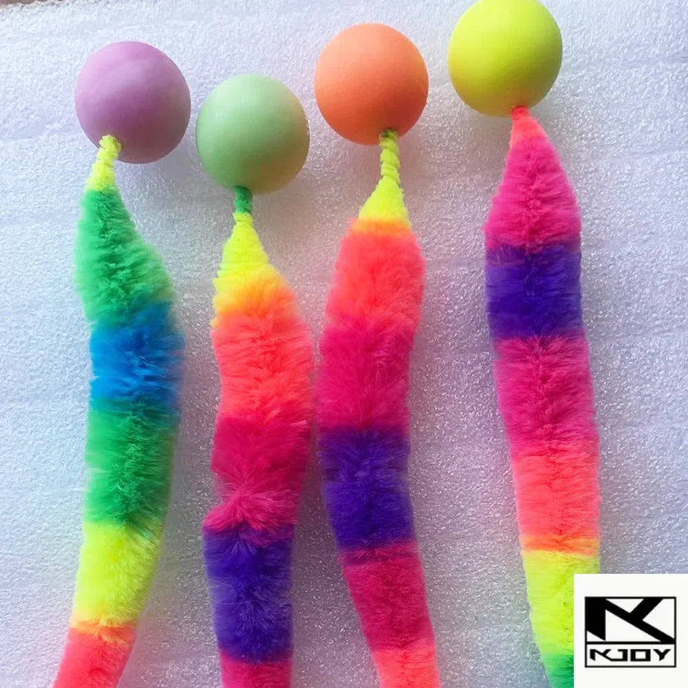 Bouncing caterpillar · Photo 2